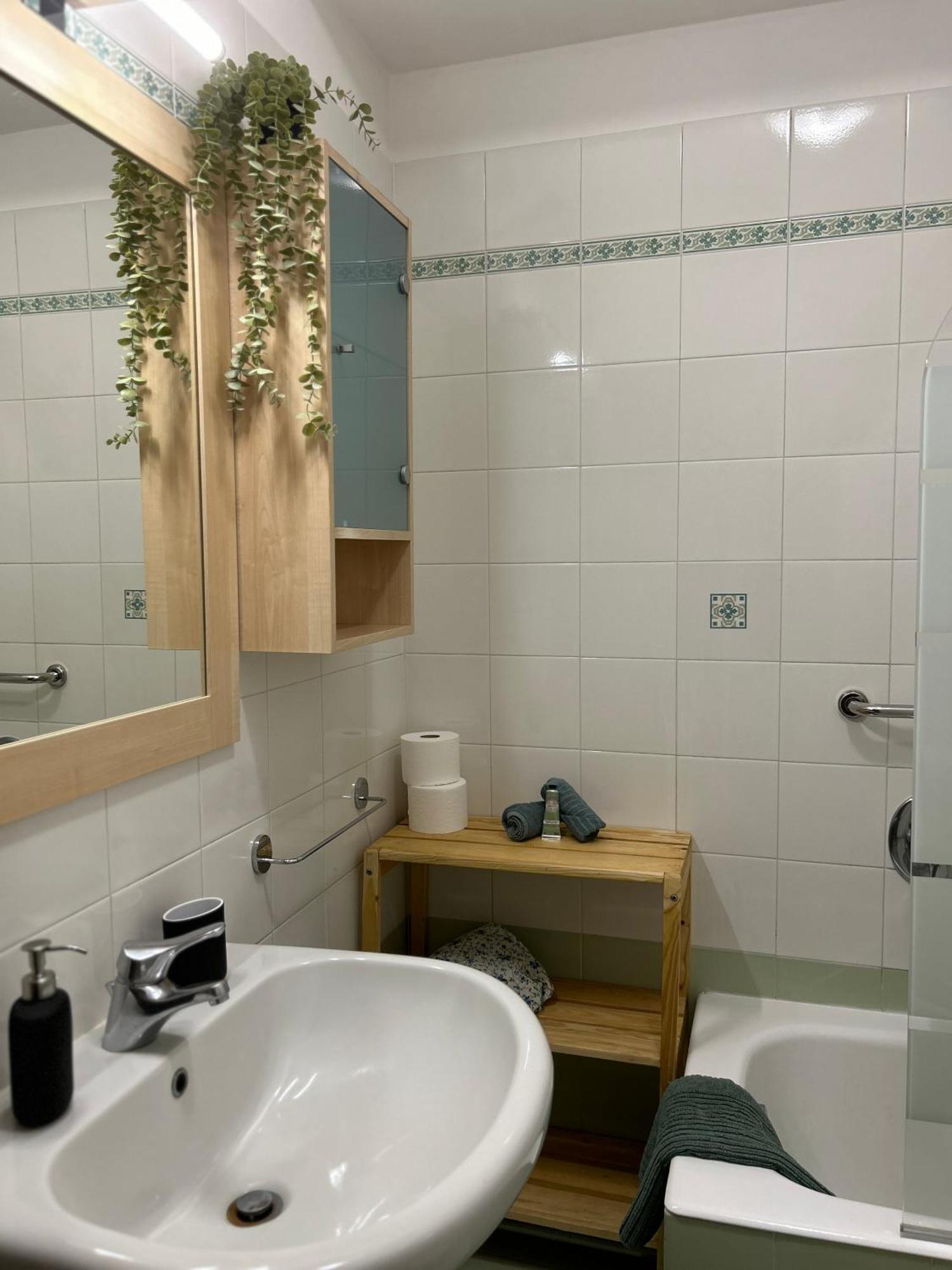 Nutshell Apt Monza Parco, Centro, Policlinico Екстер'єр фото